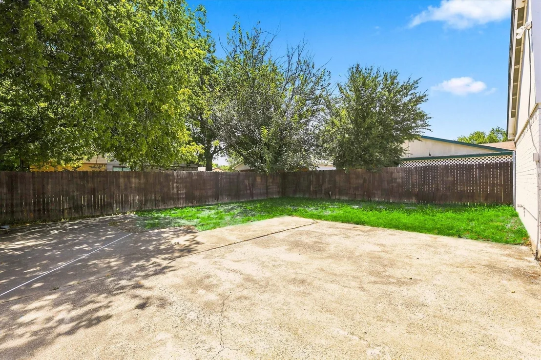Photo of 420 Vincent Street