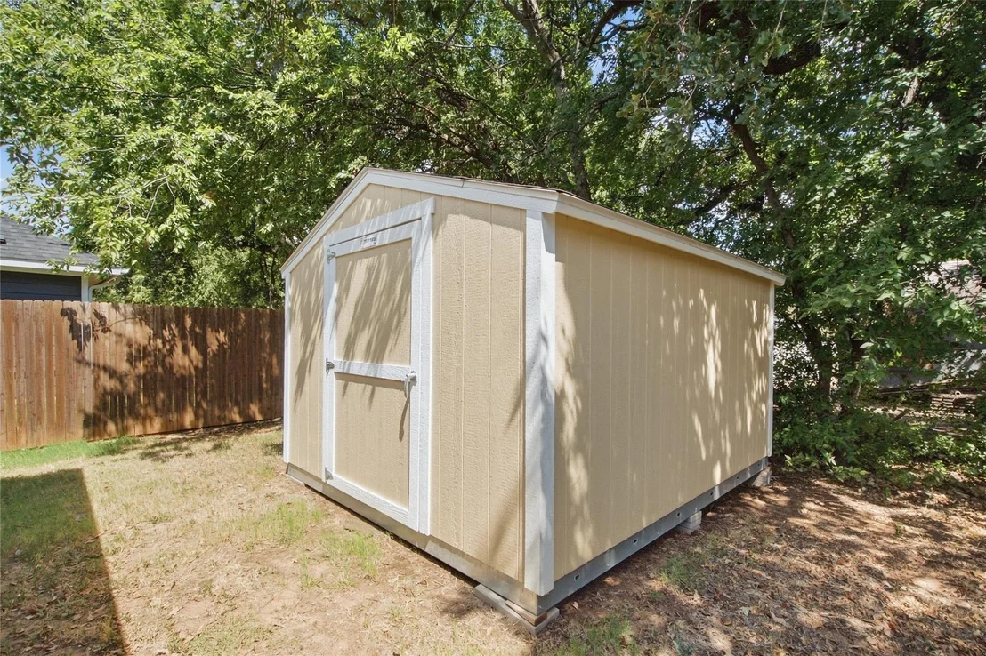 Photo of 211 Clover Circle