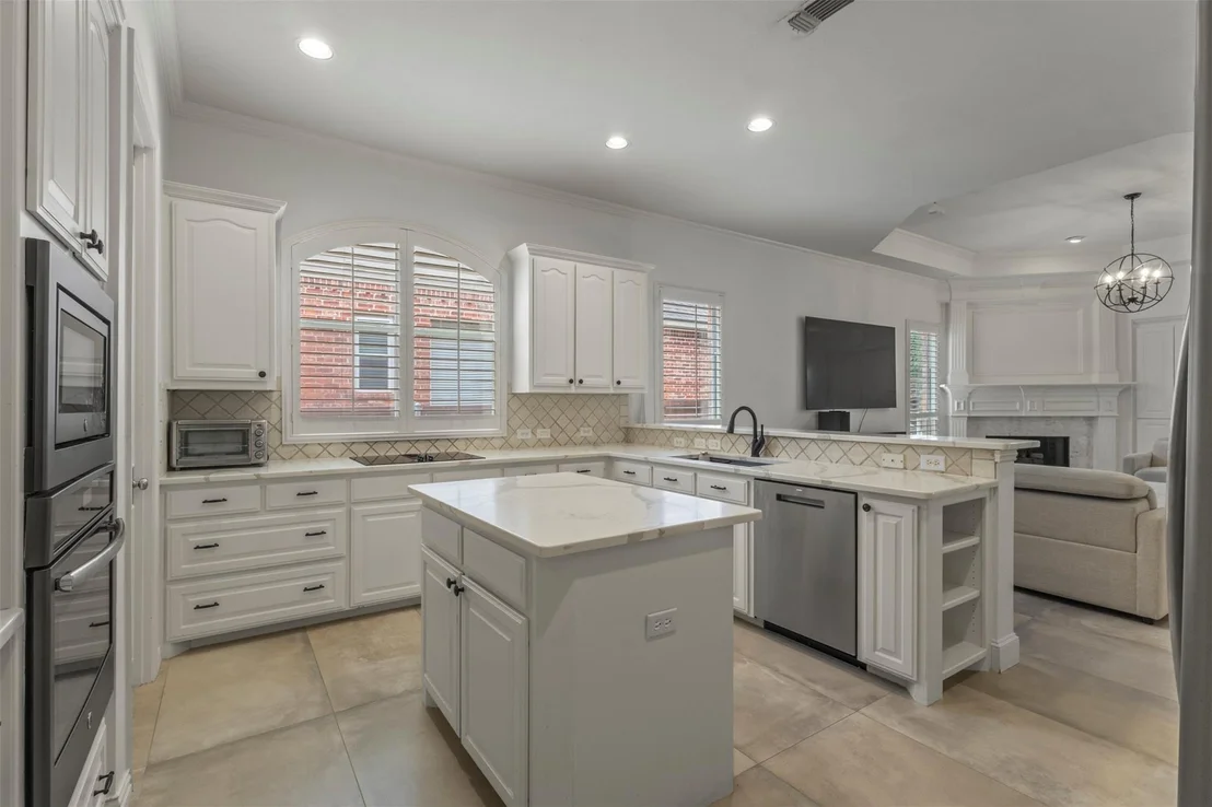 Photo of 1207 Conroe Drive