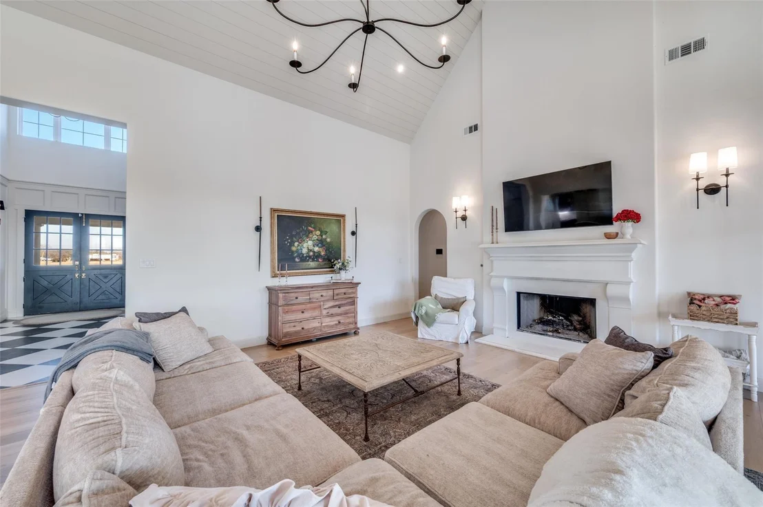 Photo of 5165 Hartlee Field Road