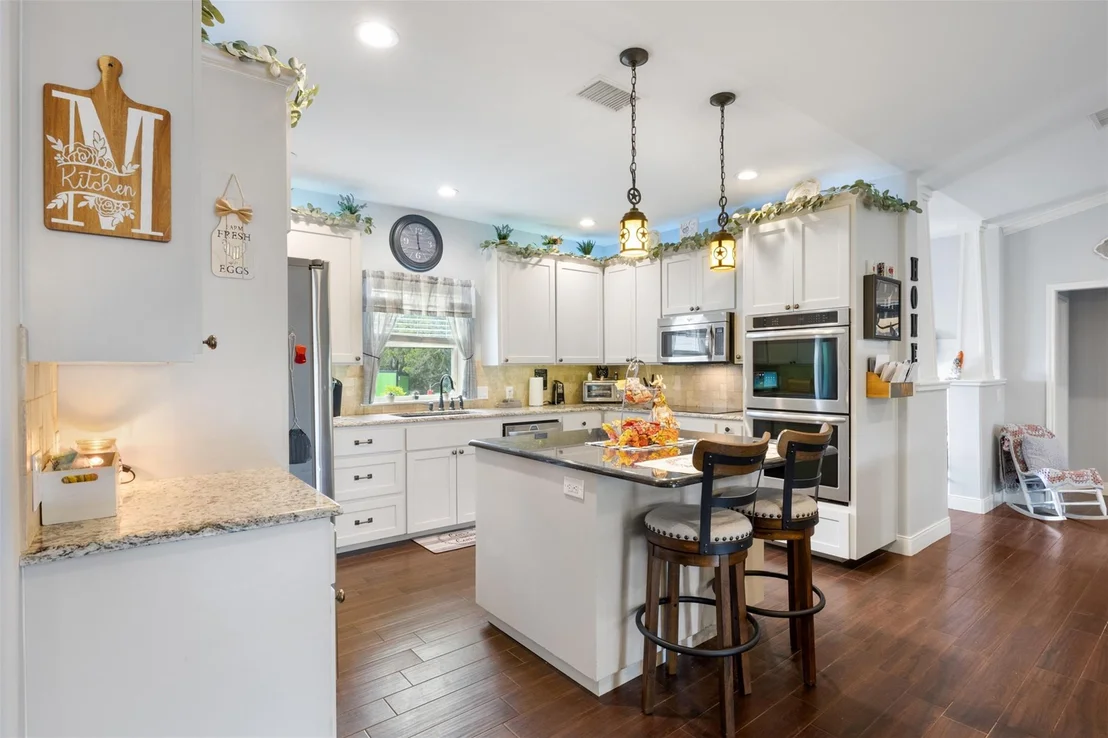 Photo of 141 Eagle Point Cove