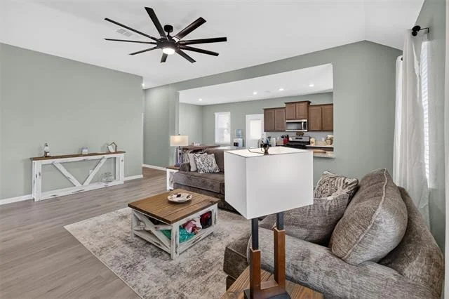 Photo of 905 Cawthorne Trail