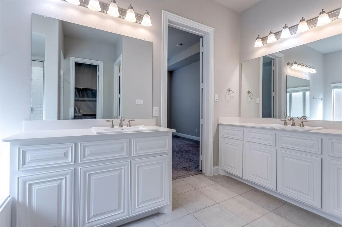 Photo of 3323 Royal Ridge Drive