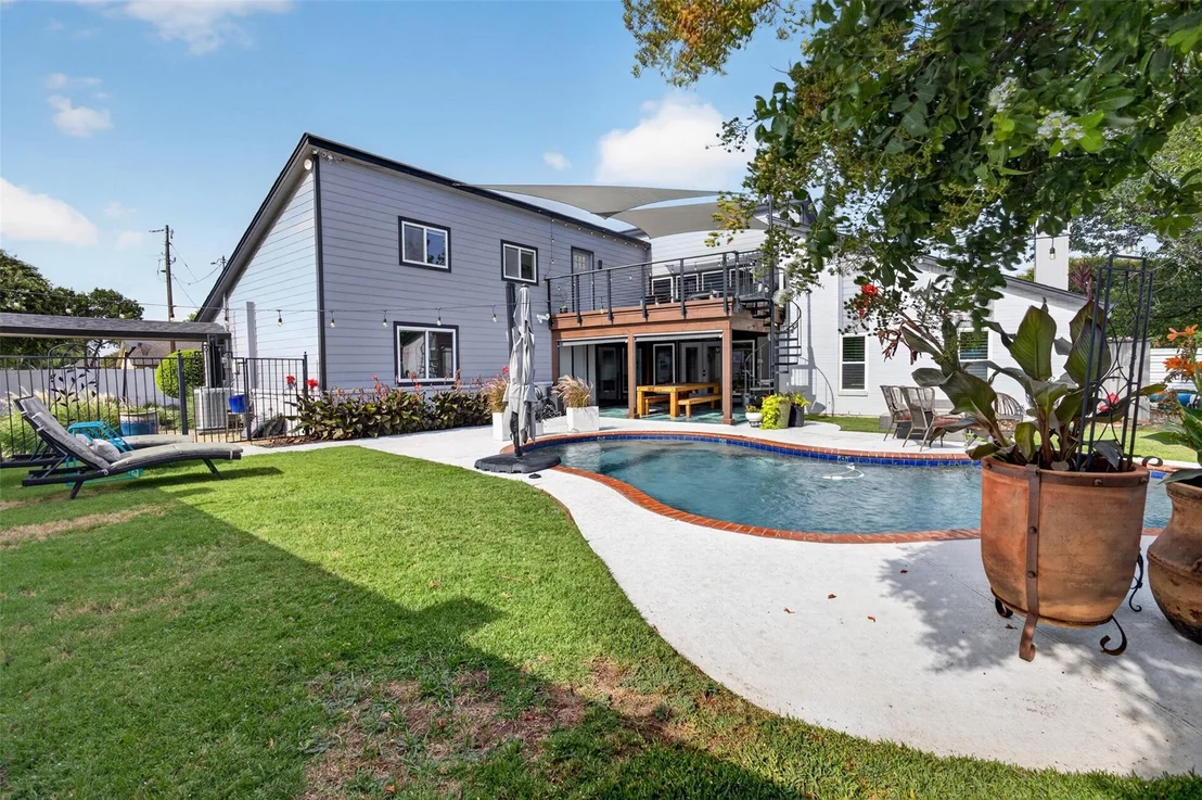Photo of 31 Rancho Drive N