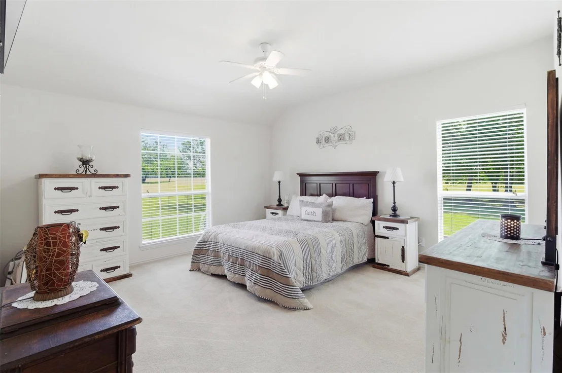 Photo of 2725 County Road 494