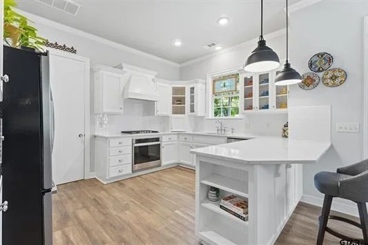 Photo of 3966 Charleston Park