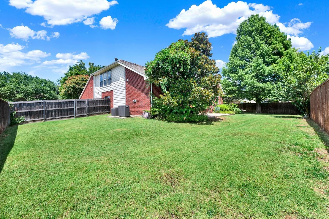 Photo of 630 Candlewood Trail