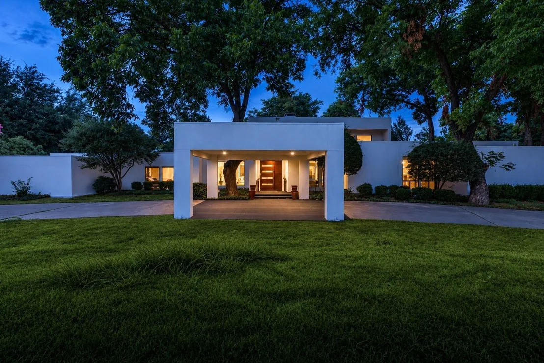 Photo of 6321 Spring Valley Road