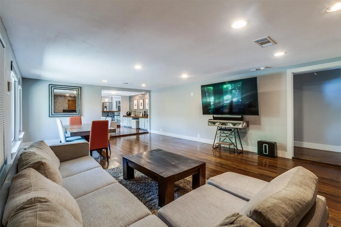 Photo of 5323 Denton Drive