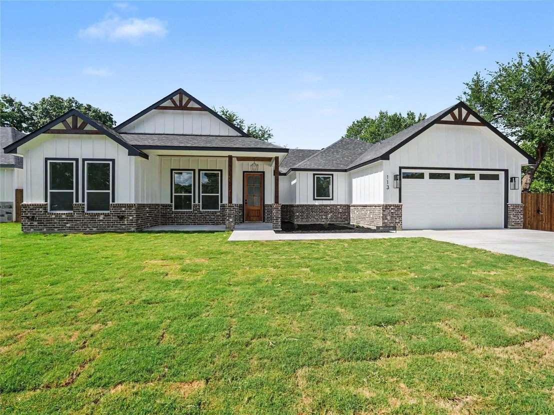 Photo of 113 Dennis Drive