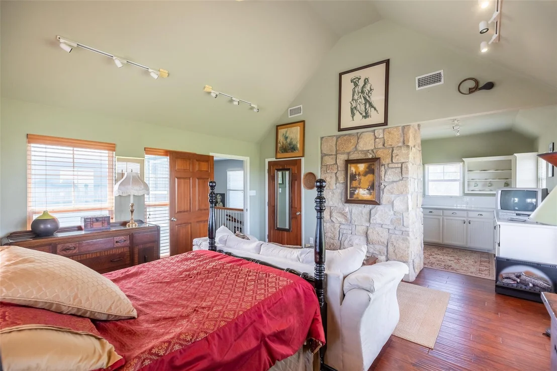 Photo of 245 Heinze Ranch Road