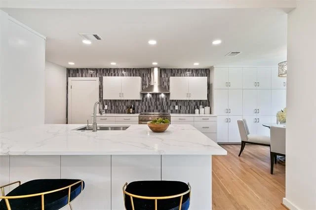 Photo of 7431 Larchview