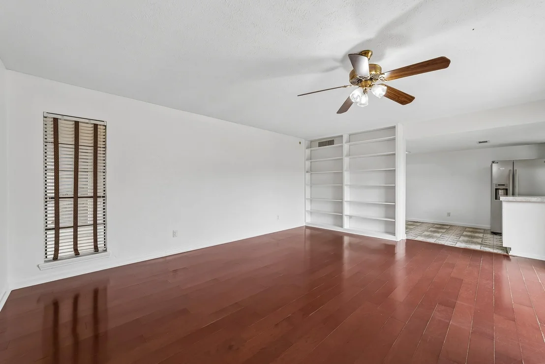 Photo of 10239 Green Ash Road
