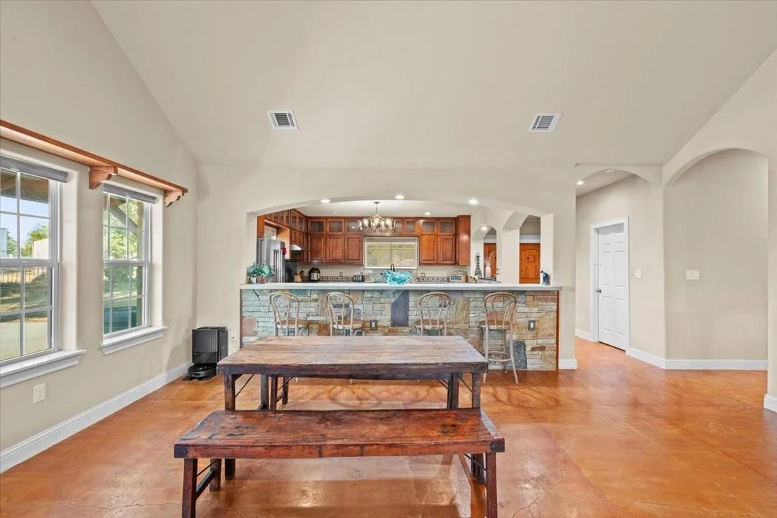 Photo of 3601 Oak Circle