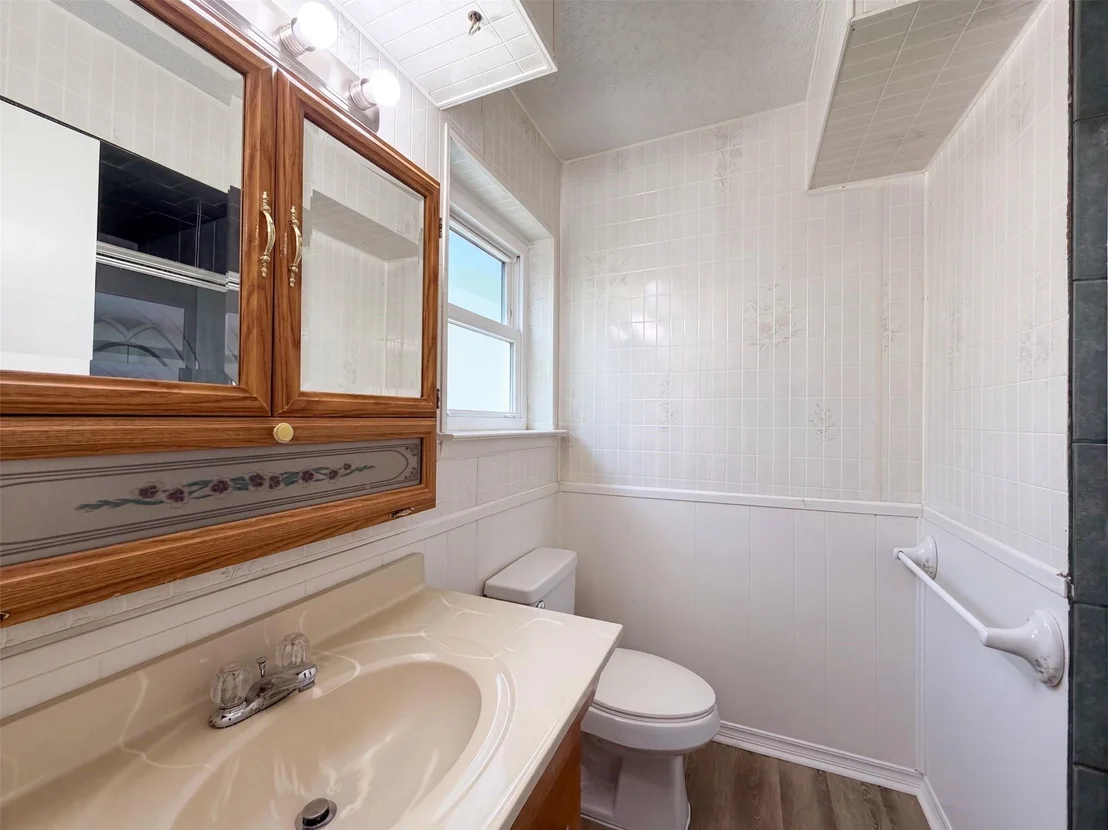 Photo of 1136 Kris Street