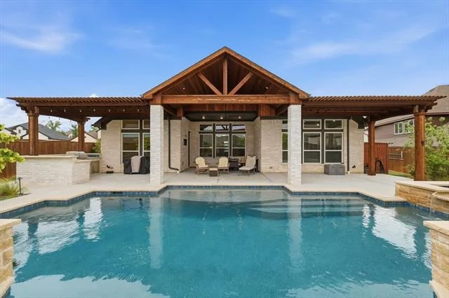 Photo of 7221 Redwood Road
