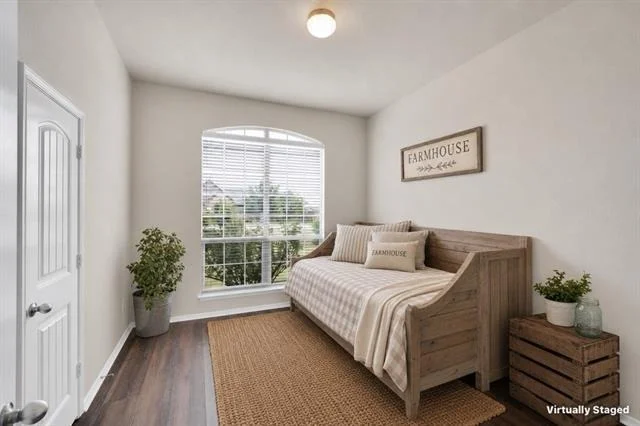 Photo of 100 Windsor Circle