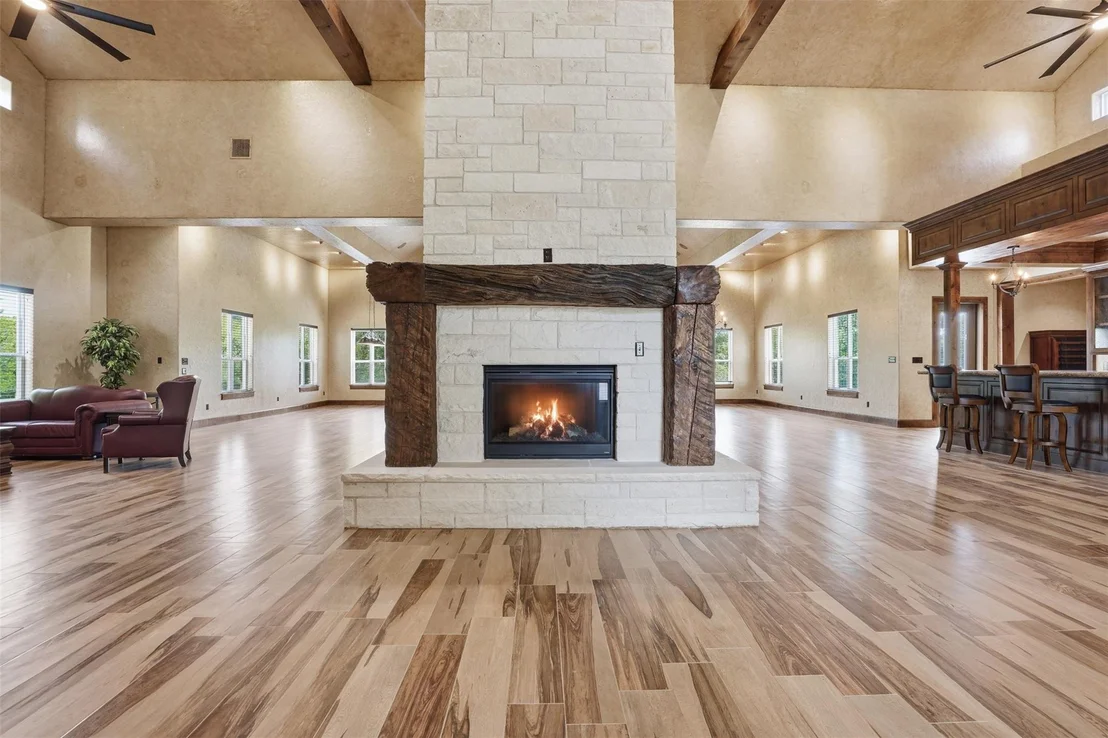 Photo of 9310 Bellechase Road