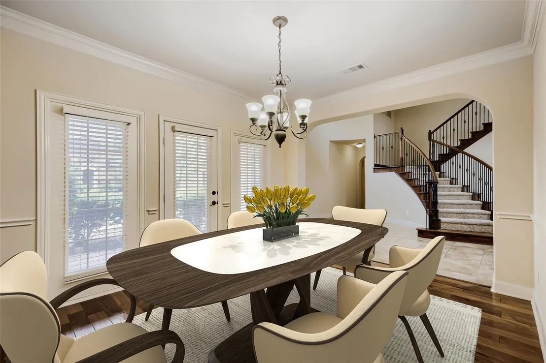 Photo of 710 Calaveras Court