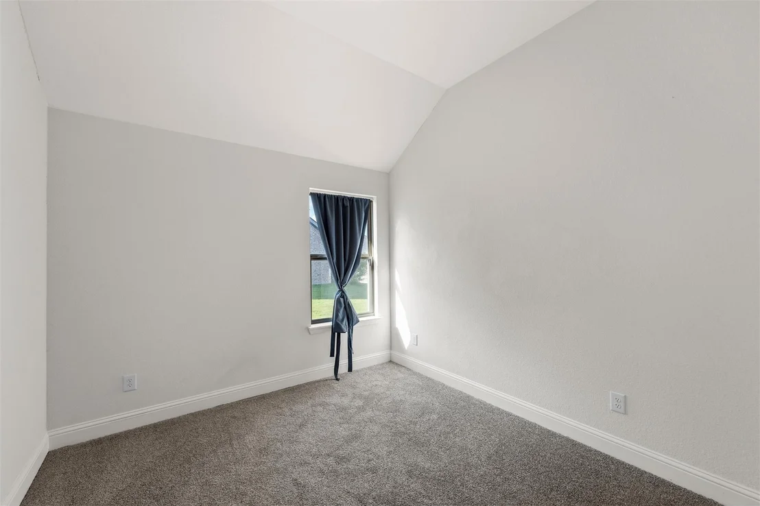 Photo of 336 Oak Meadow Trail