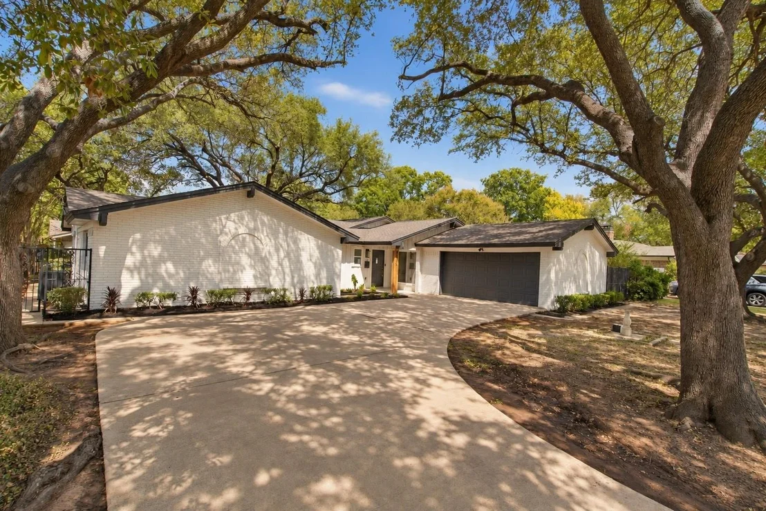 Photo of 4905 Rock River Drive