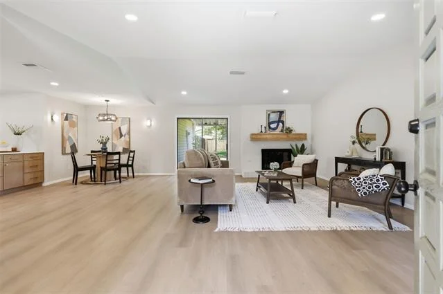 Photo of 8 Green View Circle
