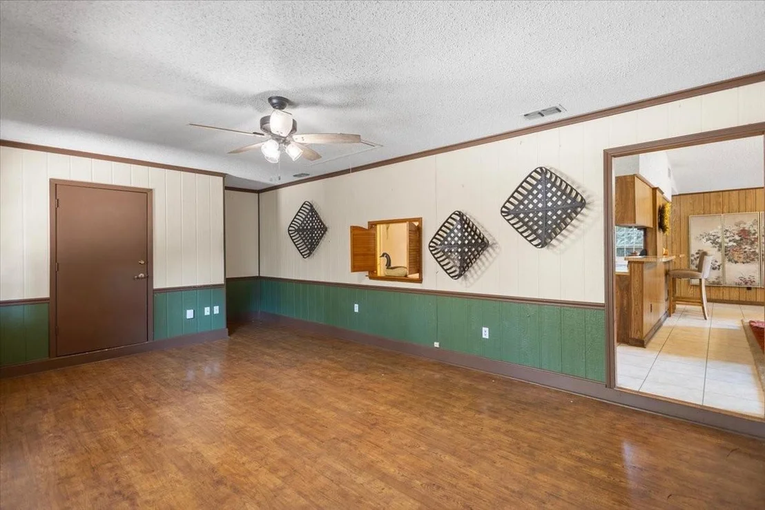 Photo of 207 Grass Knoll Drive