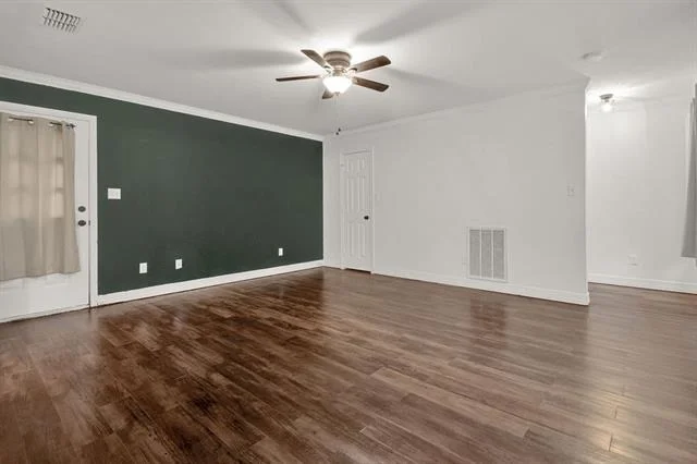Photo of 105 Grass Knoll Drive