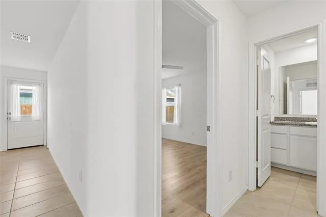 Photo of 7204 Gray Wolf Lane