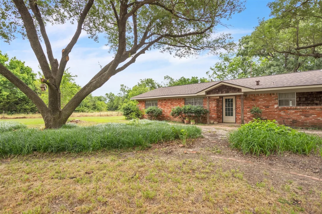 Photo of 3307 County Road 2176