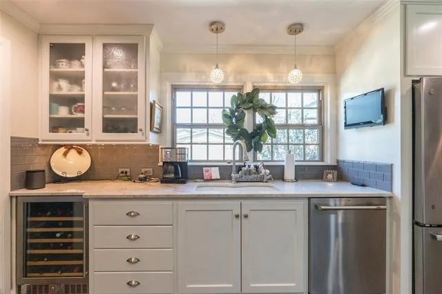 Photo of 1533 Elmwood Drive