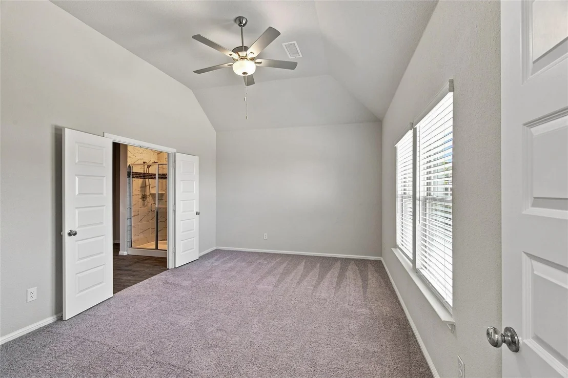Photo of 1345 Fox Glen Trail