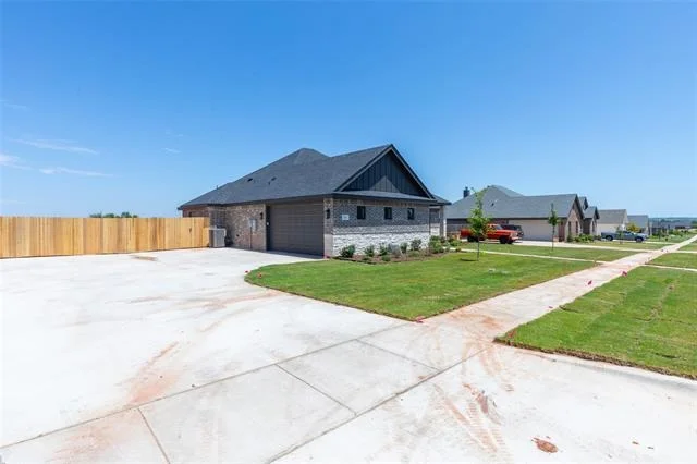 Photo of 244 Beechcraft Road