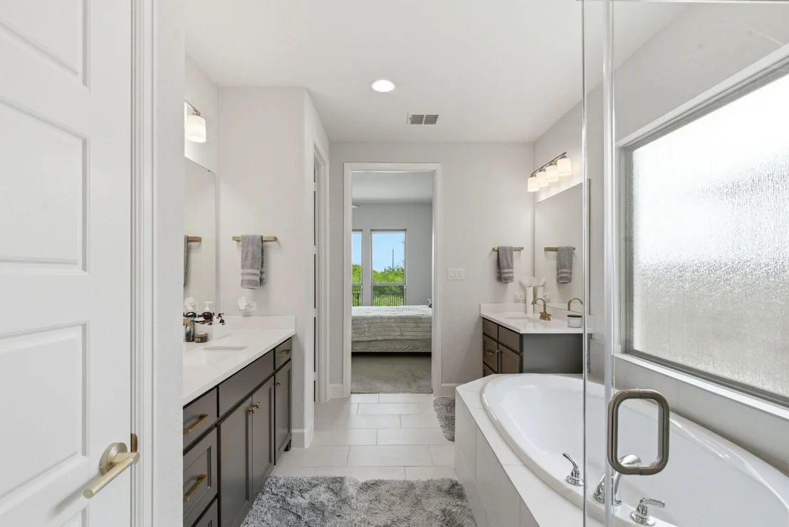 Photo of 915 Winter Cherry Lane