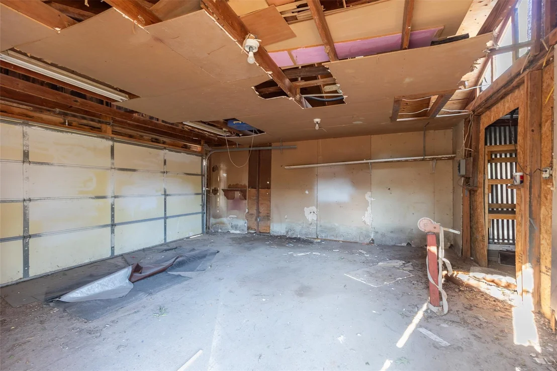 Photo of 909 Lane Avenue