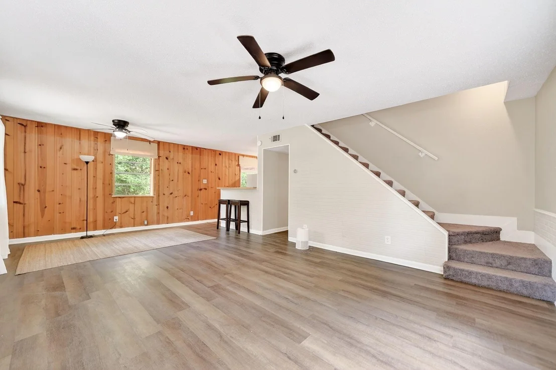 Photo of 7115 Brokenbow Drive