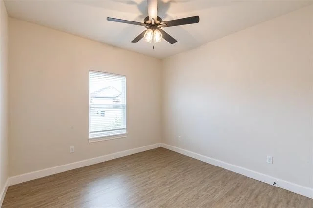 Photo of 7556 Lake Ridge Parkway