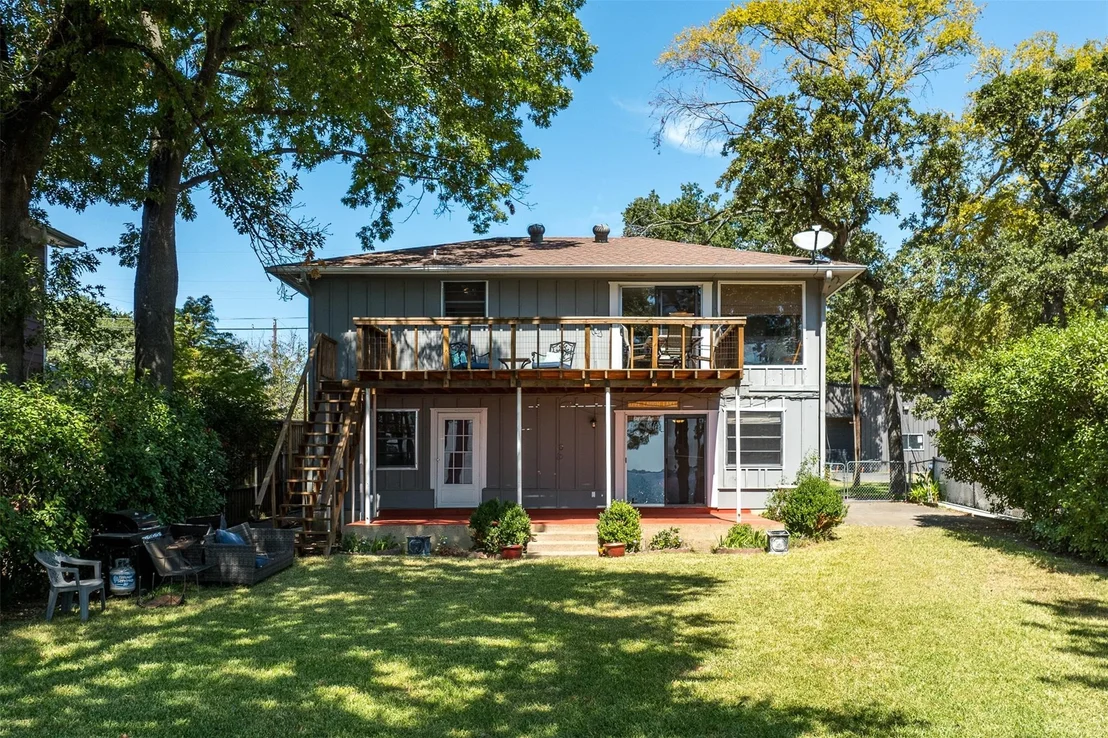 Photo of 107 Briarwood Drive