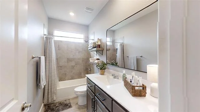 Photo of 1624 Omaha Drive