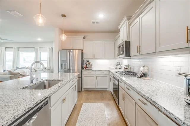 Photo of 5709 Freeport Lane