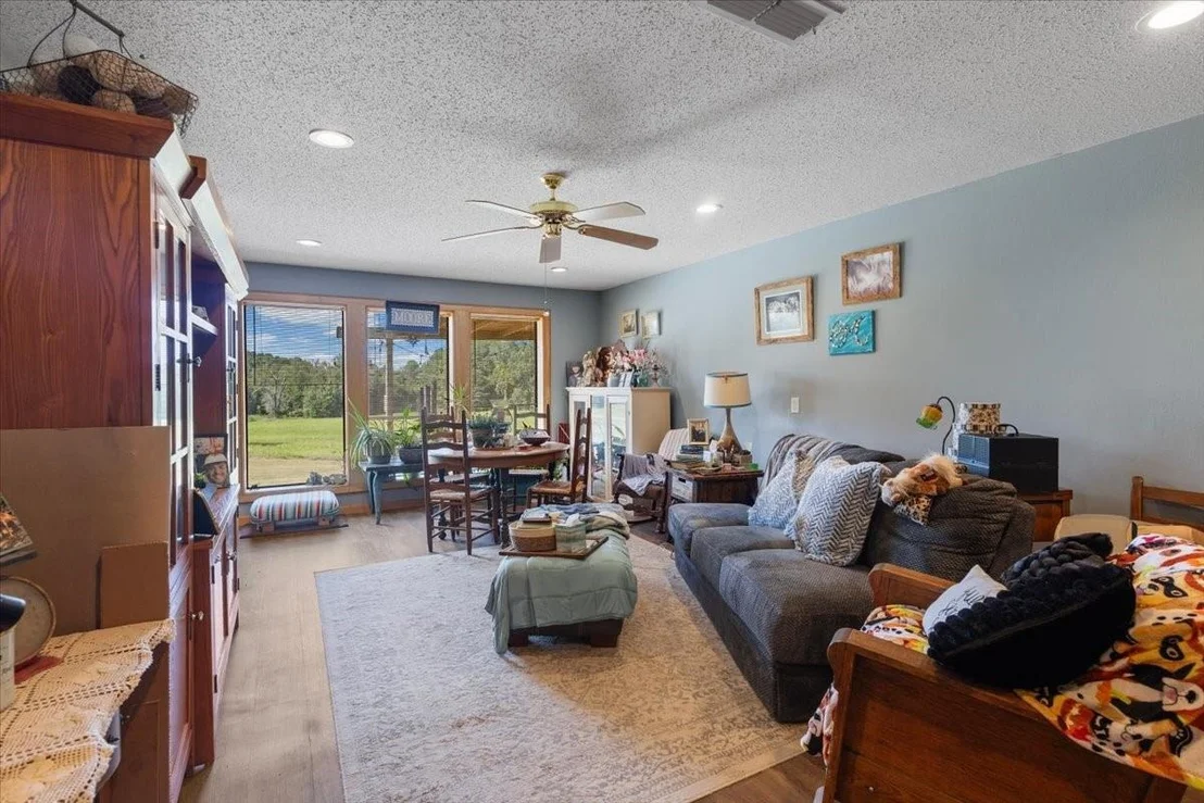 Photo of 102 Private Road 3174