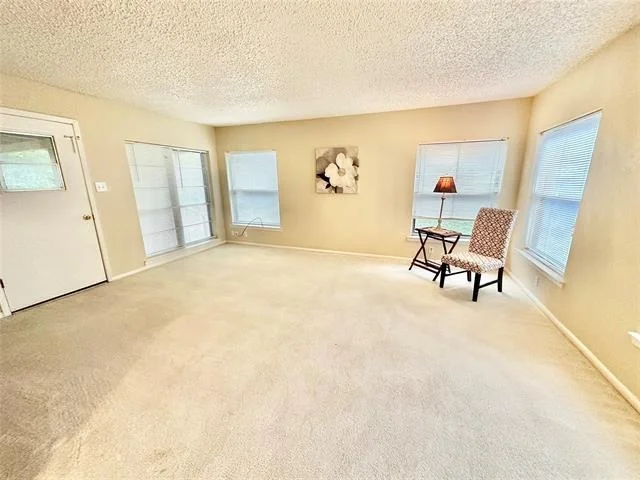 Photo of 1008 Sierra Drive