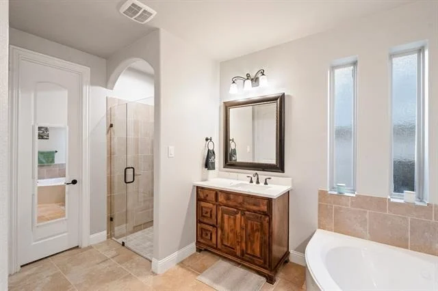 Photo of 2812 Waverley Drive