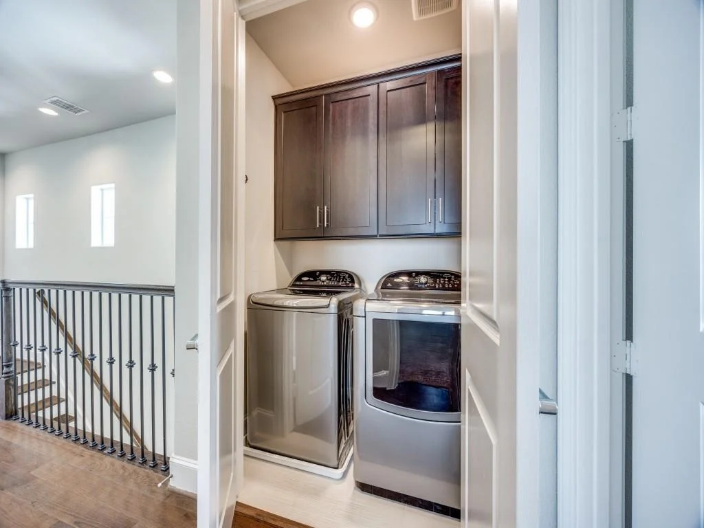 Photo of 716 Wooster Lane