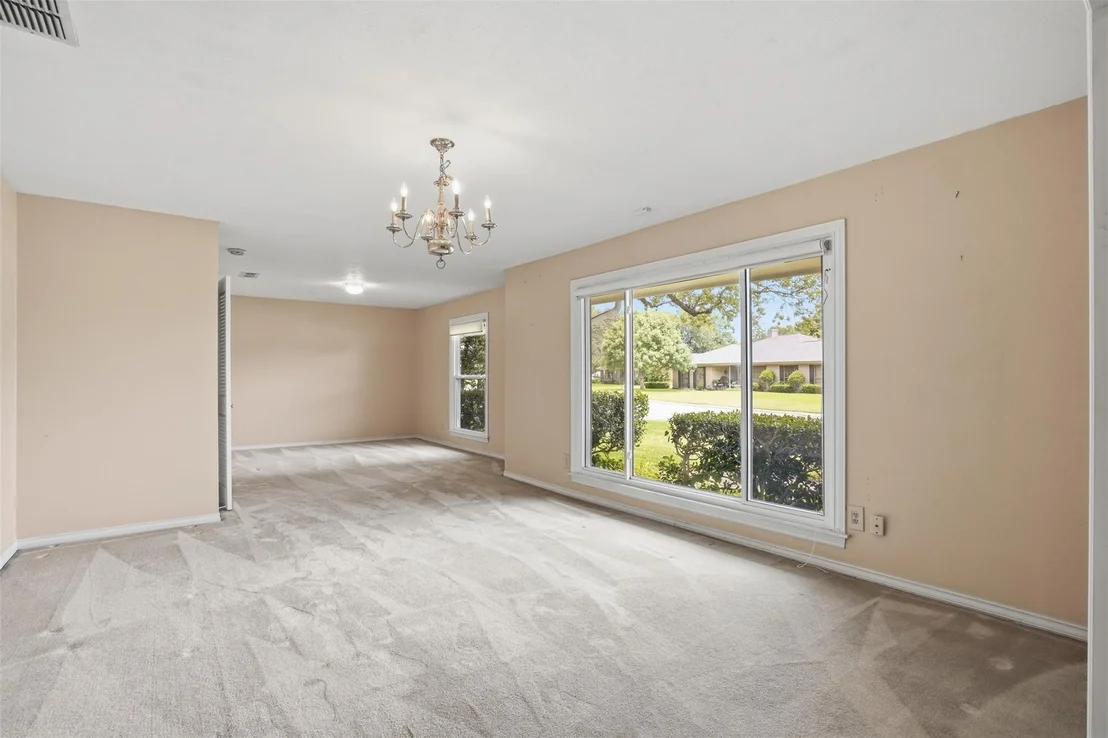 Photo of 4328 Winding Way