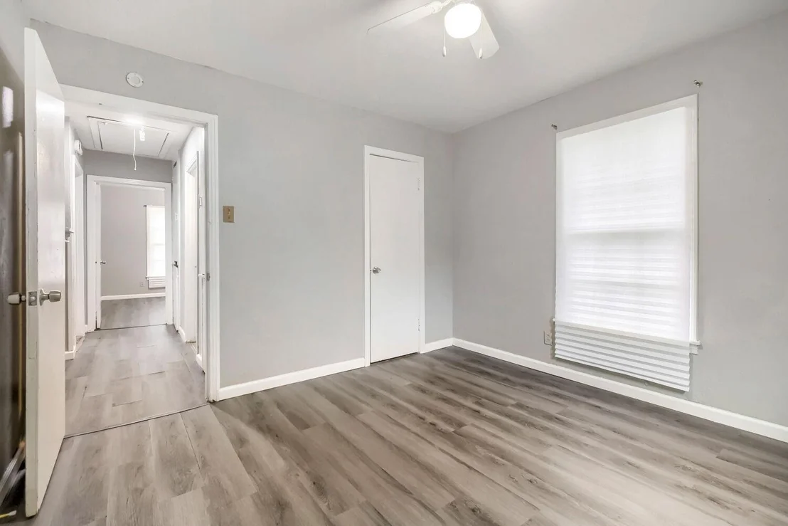 Photo of 1420 Bennett Drive
