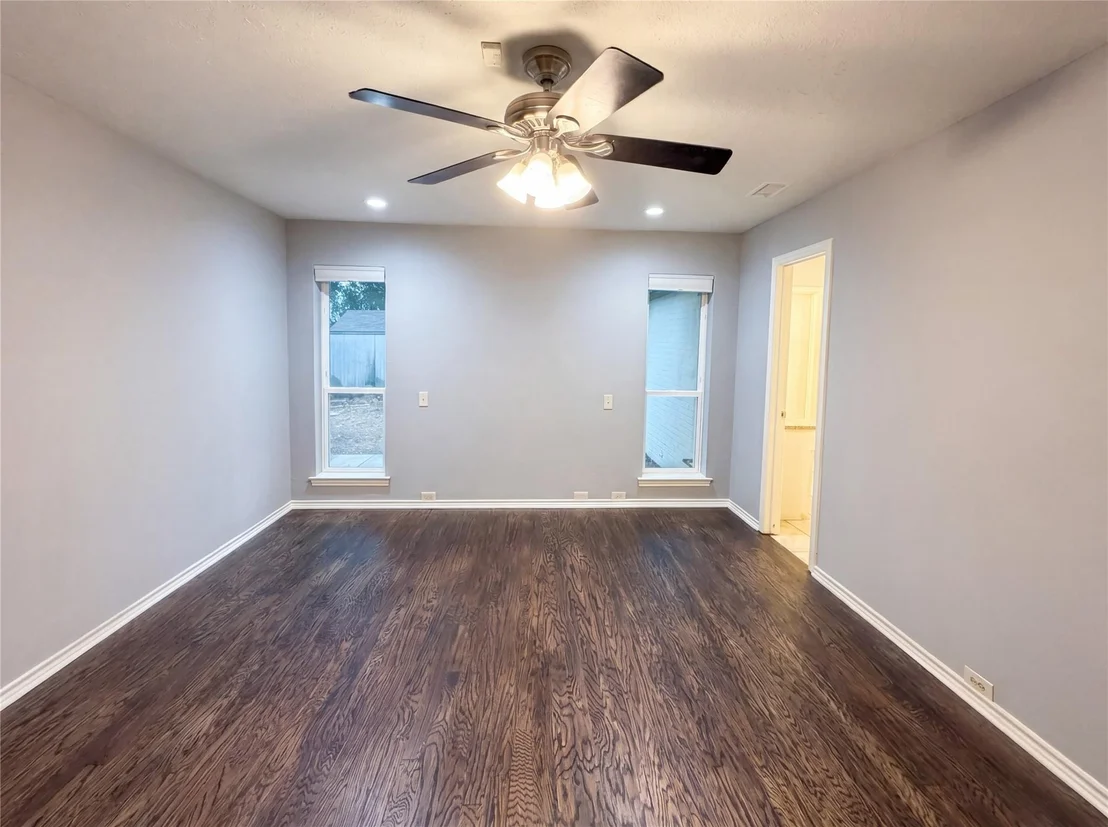 Photo of 3717 Knob Hill Drive