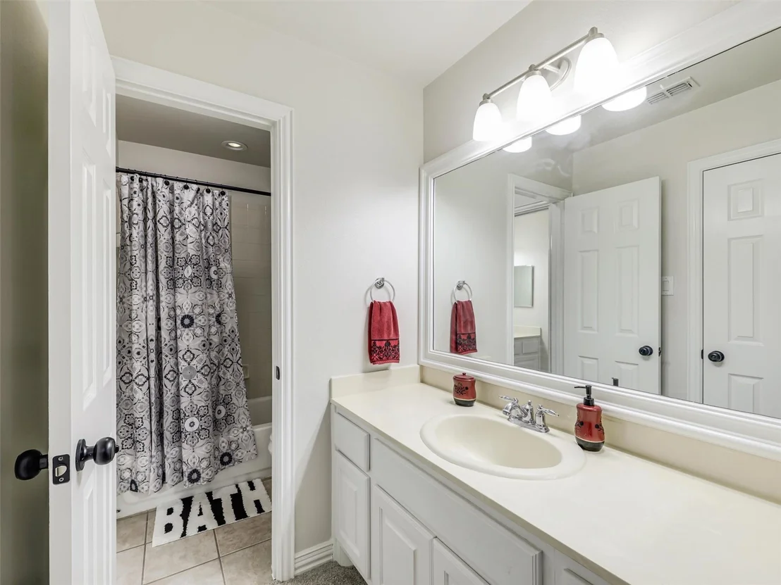 Photo of 2113 Sandy Creek Drive