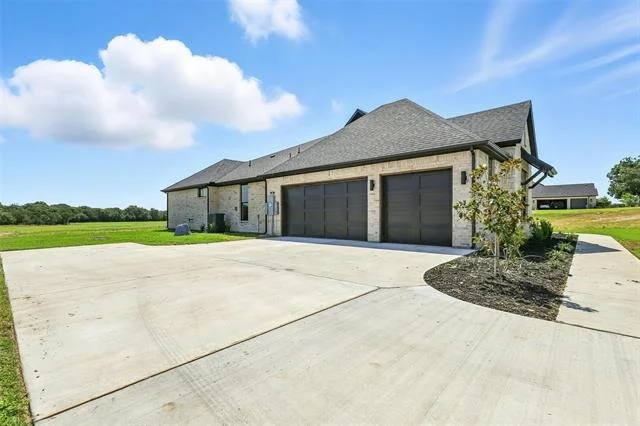 Photo of 108 Gibson Bend