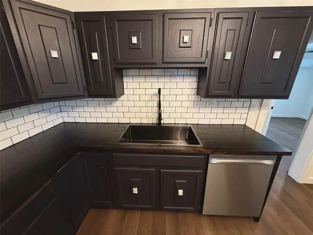Photo of 610 5th Street